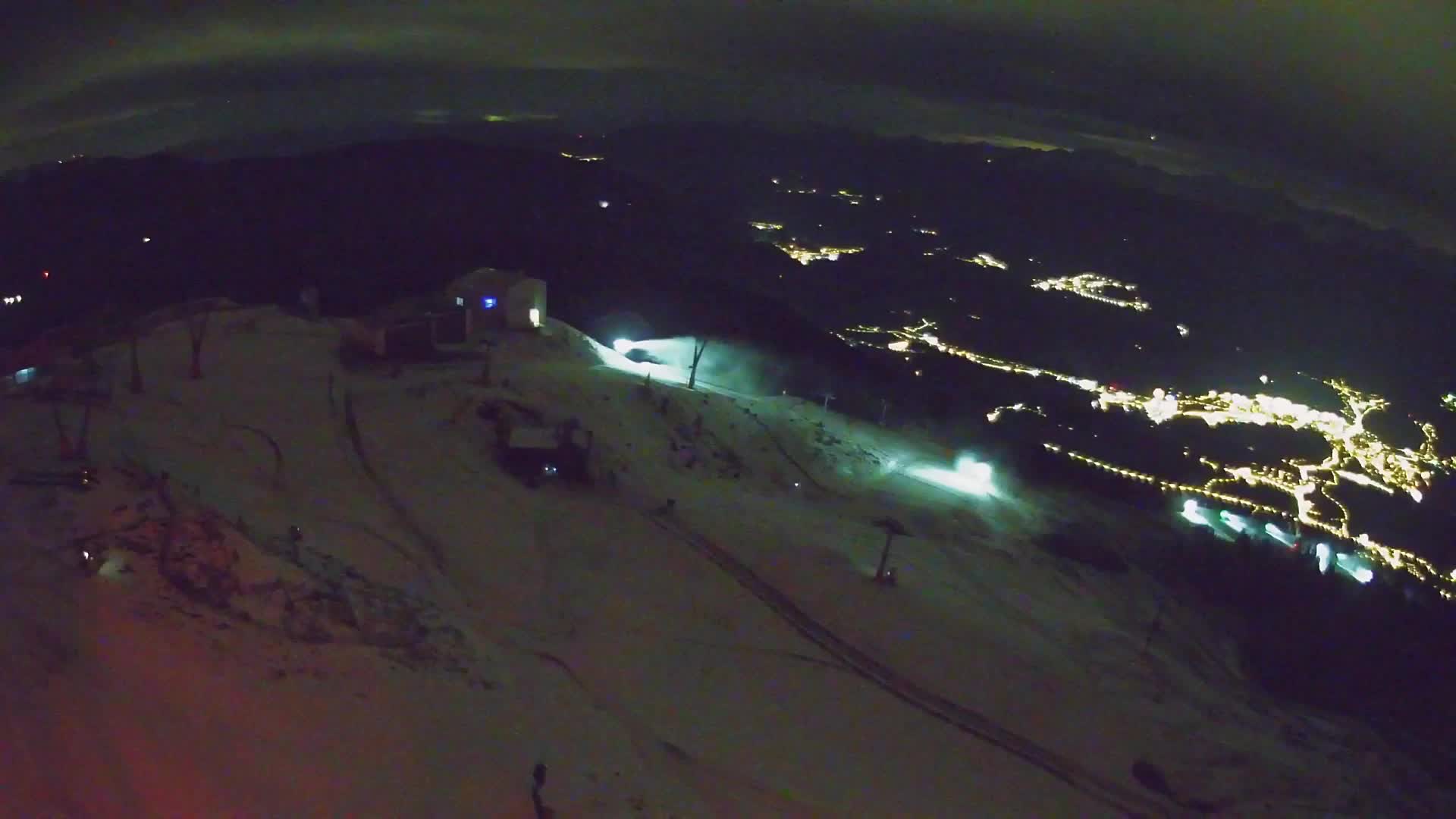 Kronplatz peak Ski resort | view to Bruneck