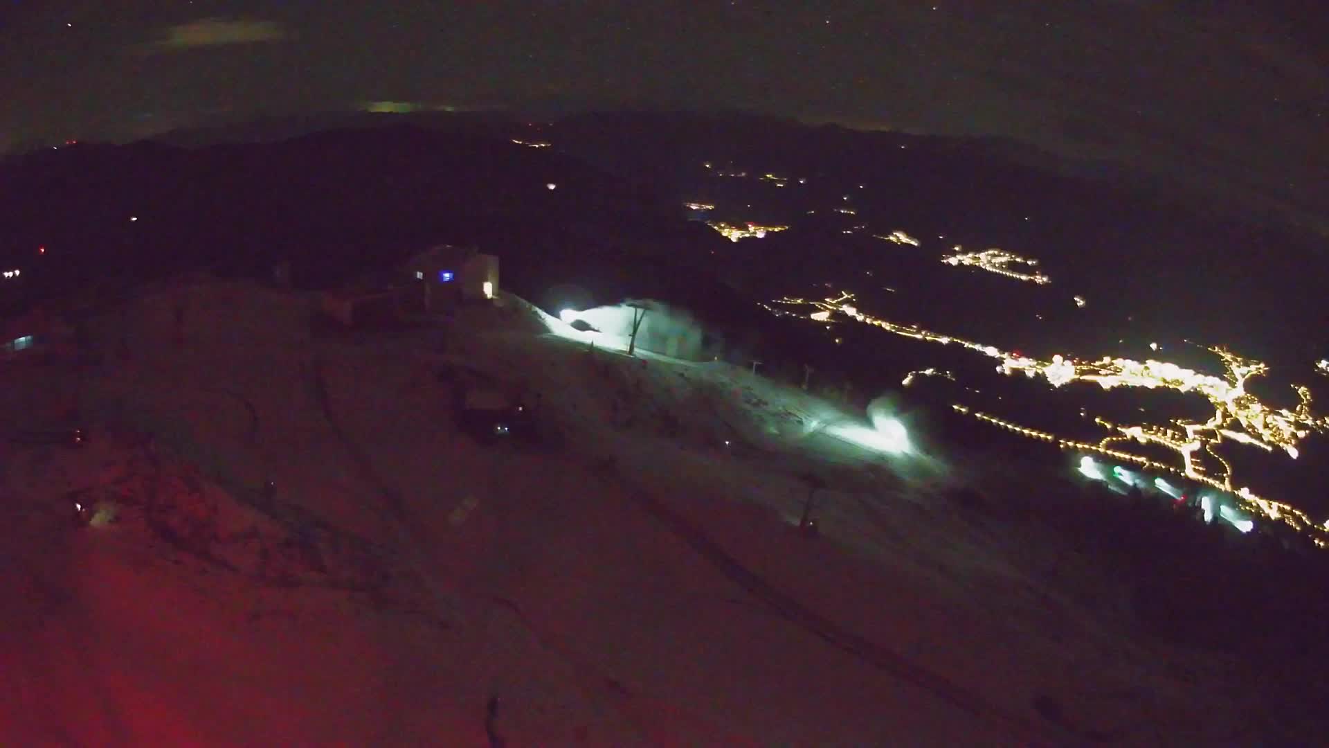 Cima estación de esquí Kronplatz | vista hacia Brunico