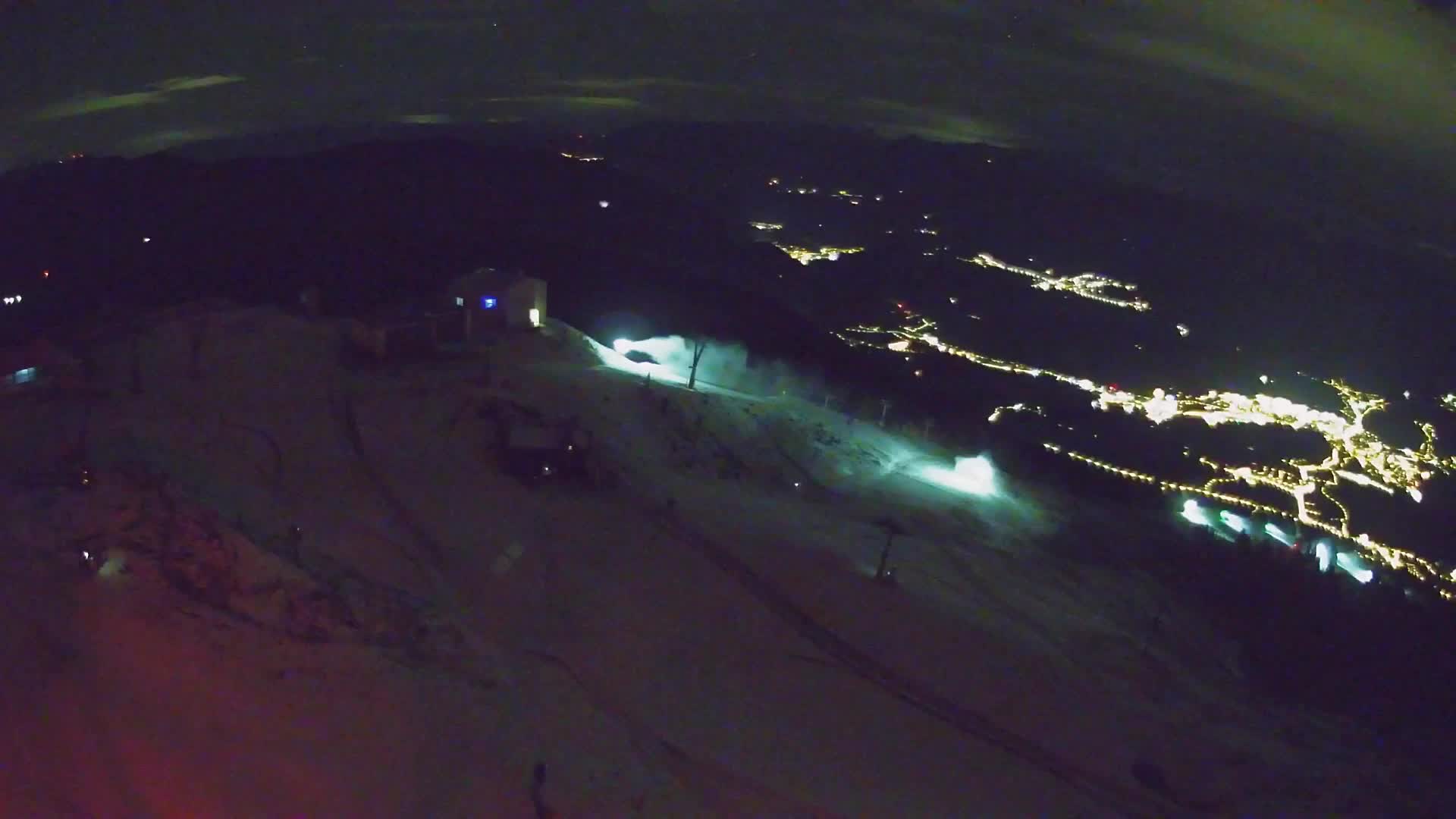 Kronplatz peak Ski resort | view to Bruneck