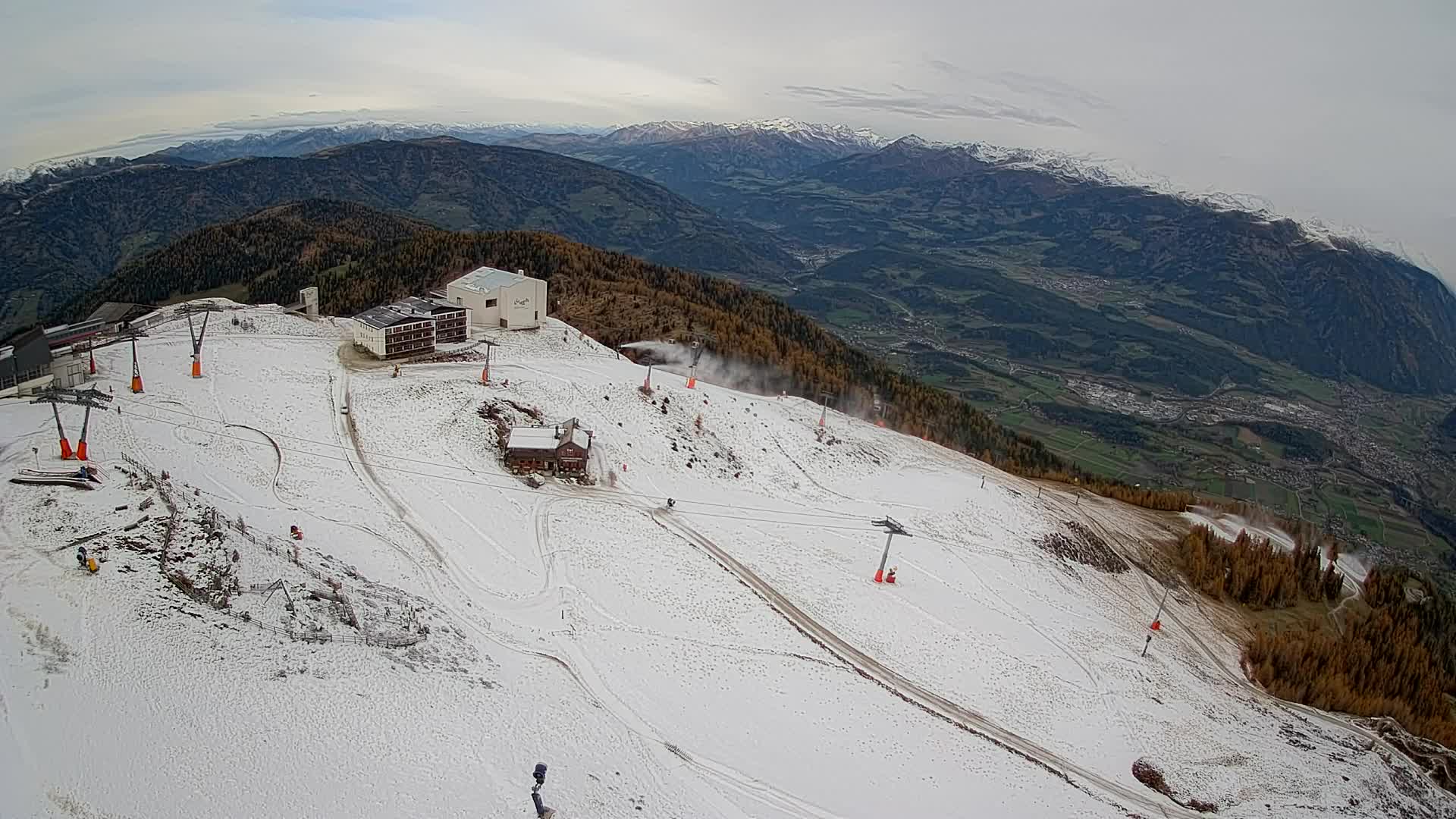 Skigebiet Kronplatz Gipfel | Blick auf Bruneck