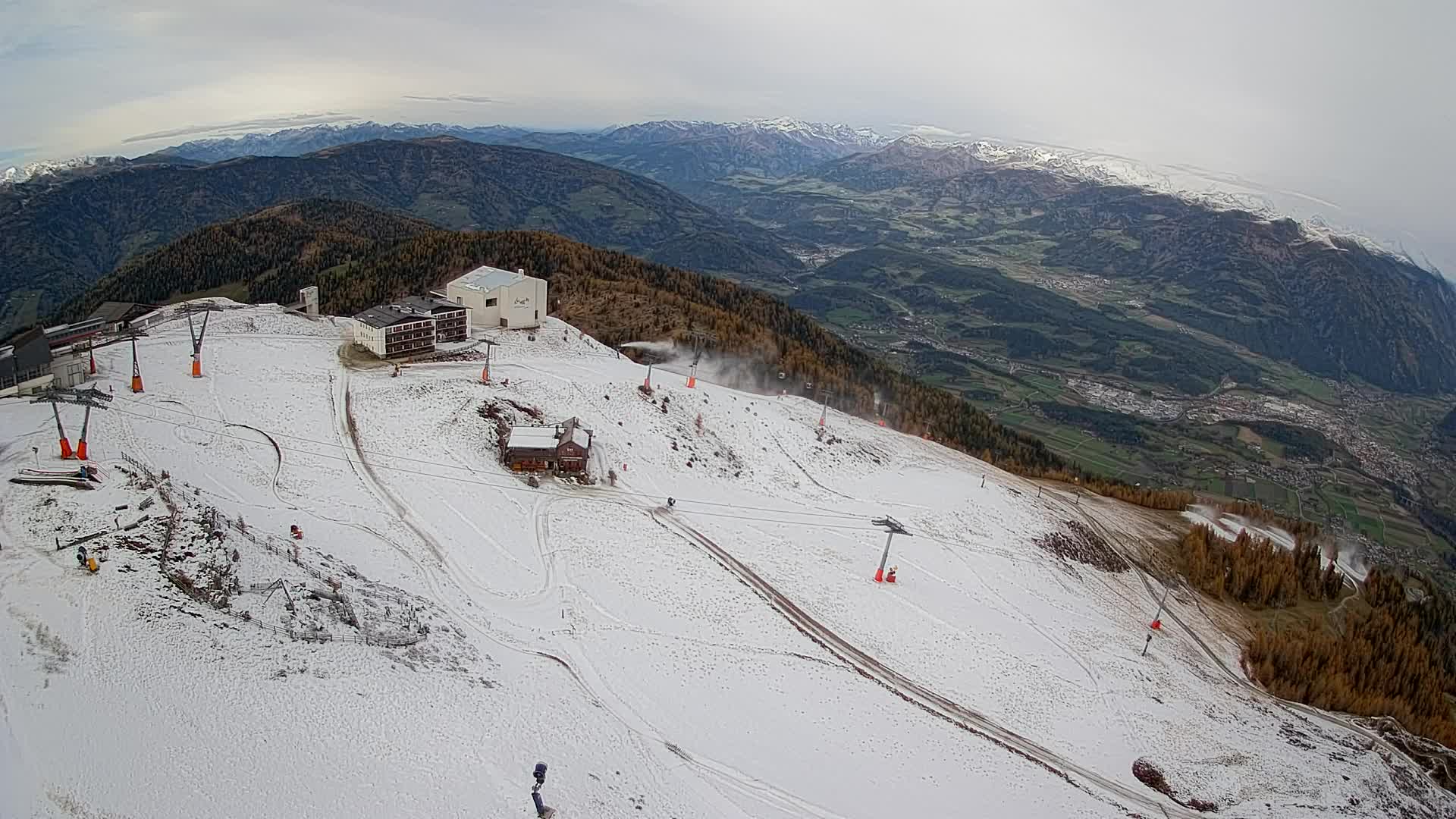 Station de ski Kronplatz sommet | vue sur Brunico