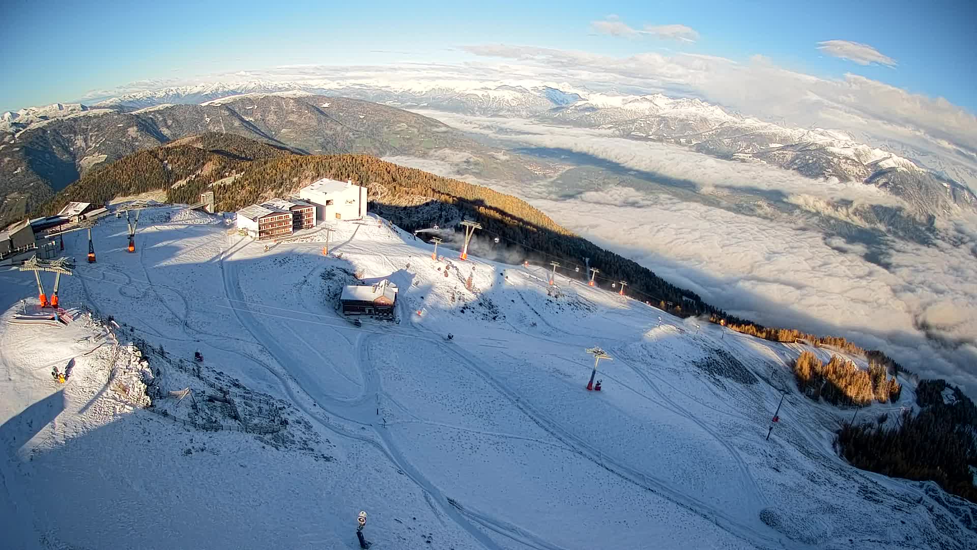 Skigebiet Kronplatz Gipfel | Blick auf Bruneck