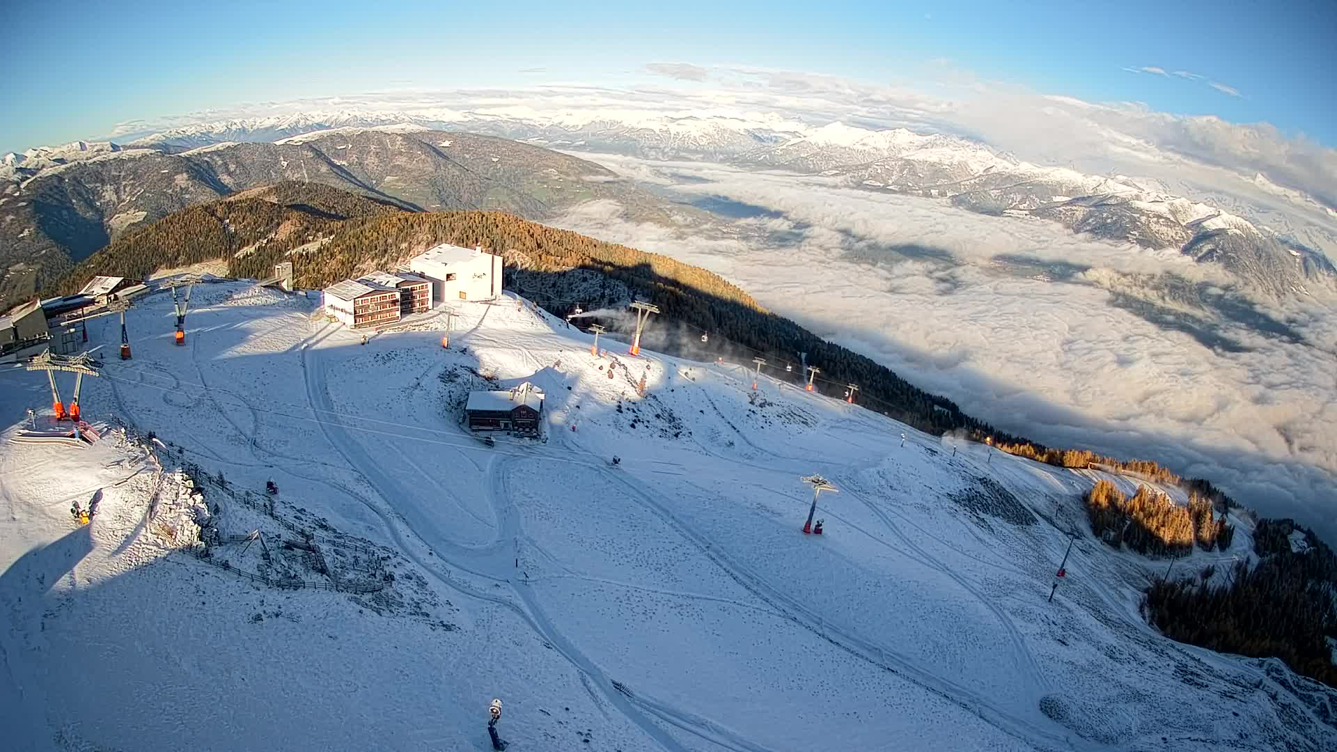 Skigebiet Kronplatz Gipfel | Blick auf Bruneck