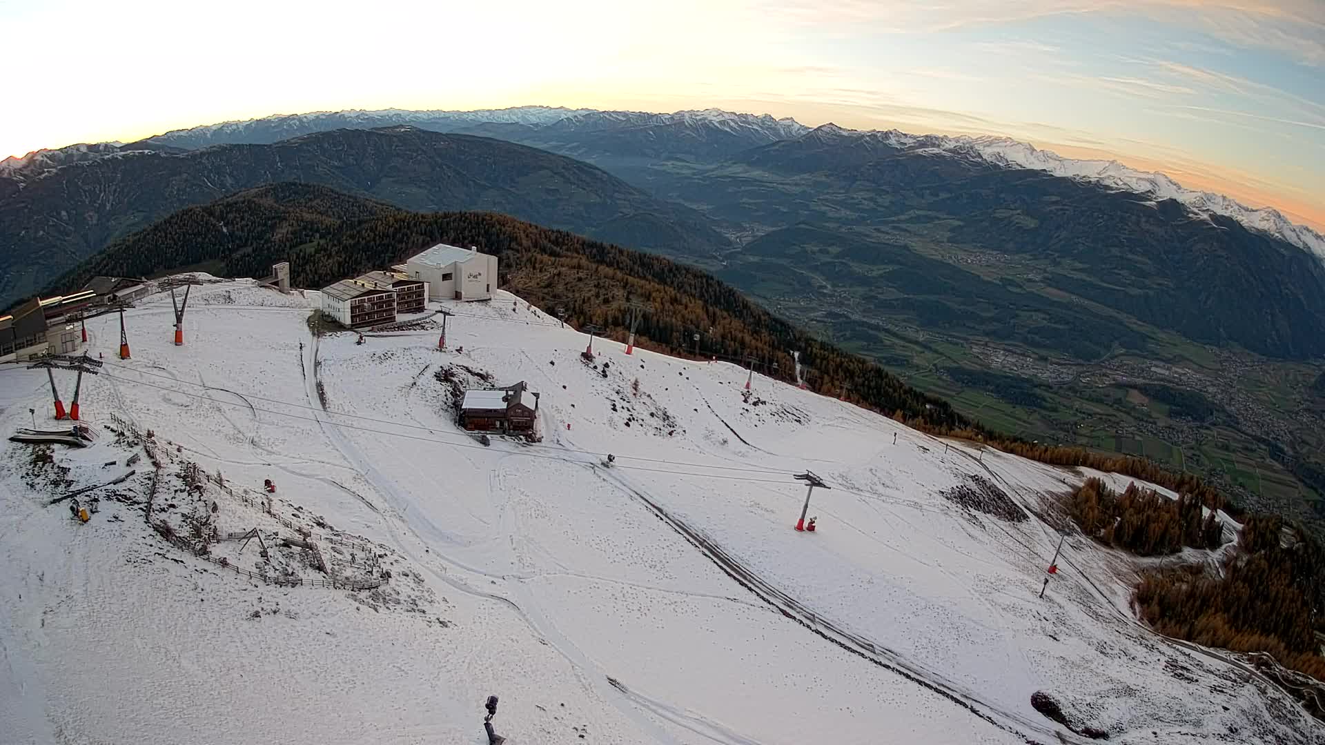 Skigebiet Kronplatz Gipfel | Blick auf Bruneck