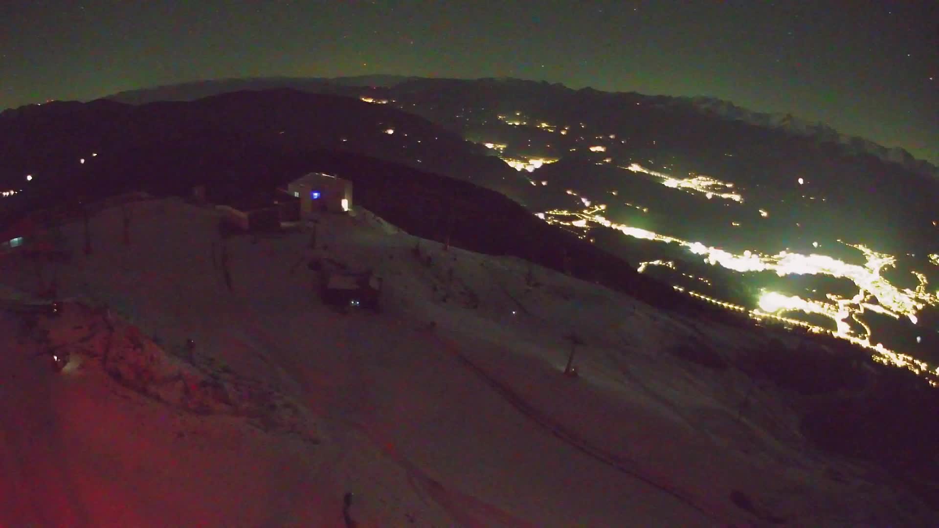 Cima estación de esquí Kronplatz | vista hacia Brunico