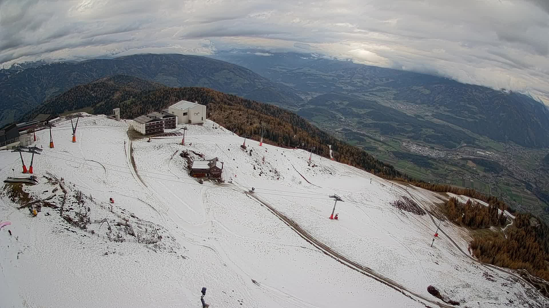 Station de ski Kronplatz sommet | vue sur Brunico