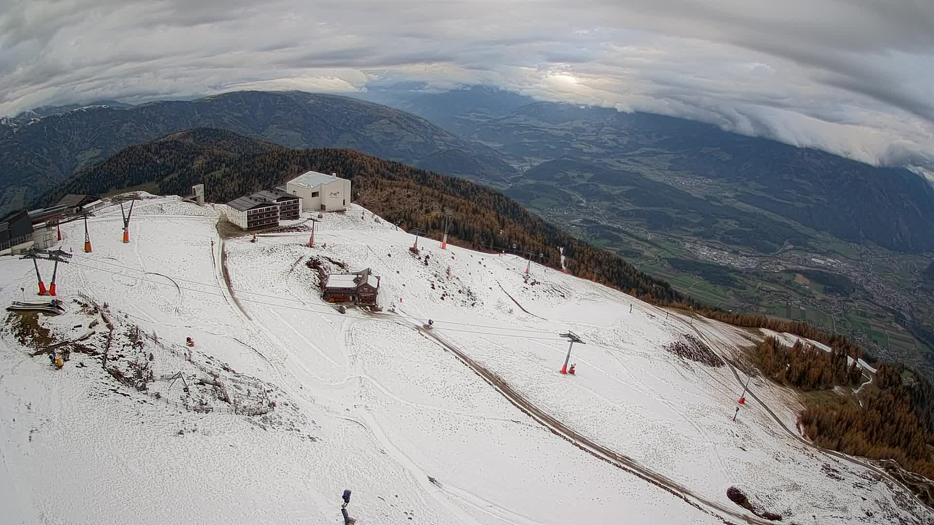 Skigebiet Kronplatz Gipfel | Blick auf Bruneck
