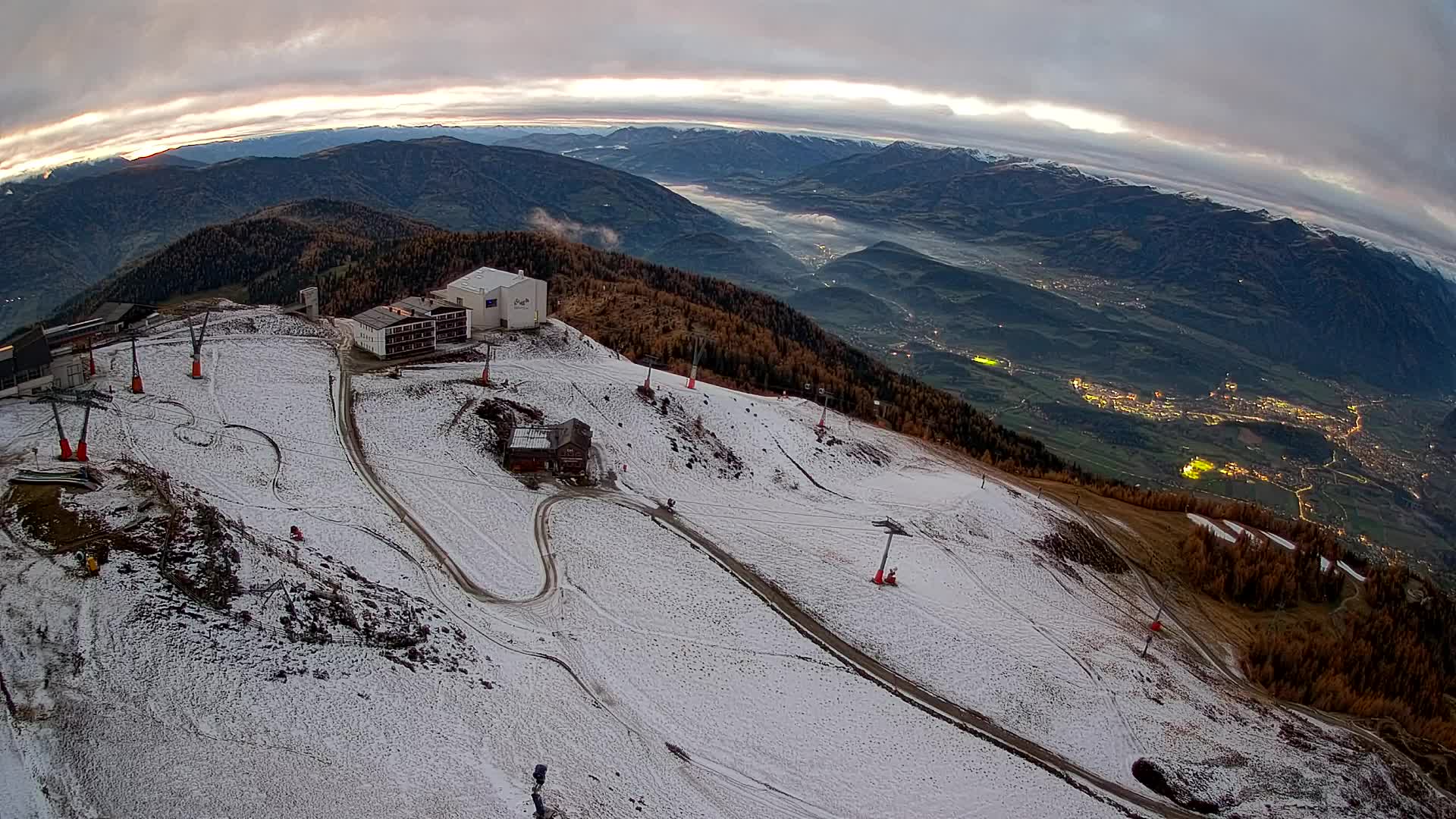 Smučišče Kronplatz – vrh | pogled na Bruneck