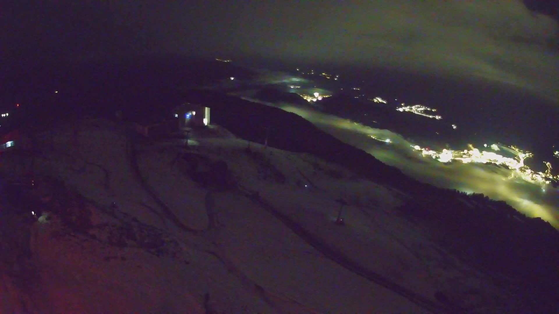 Stazione sciistica di Plan de Corones | vista su Brunico