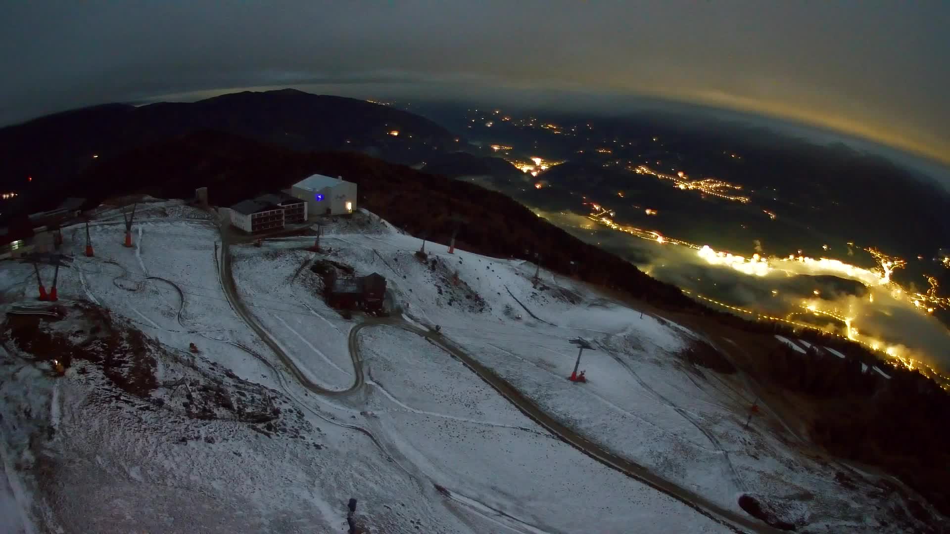 Station de ski Kronplatz sommet | vue sur Brunico