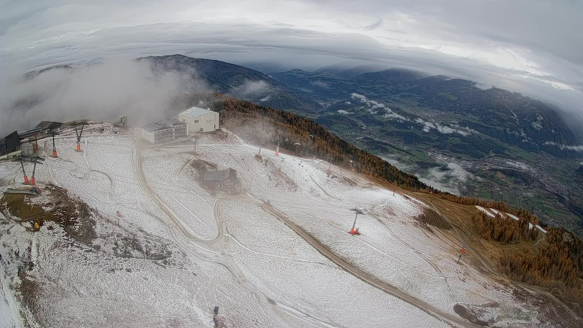 Skigebiet Kronplatz Gipfel | Blick auf Bruneck