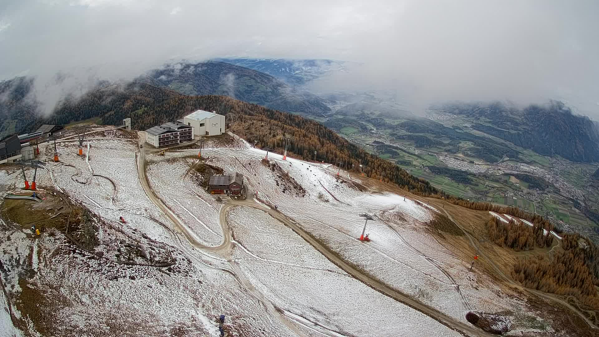 Stazione sciistica di Plan de Corones | vista su Brunico