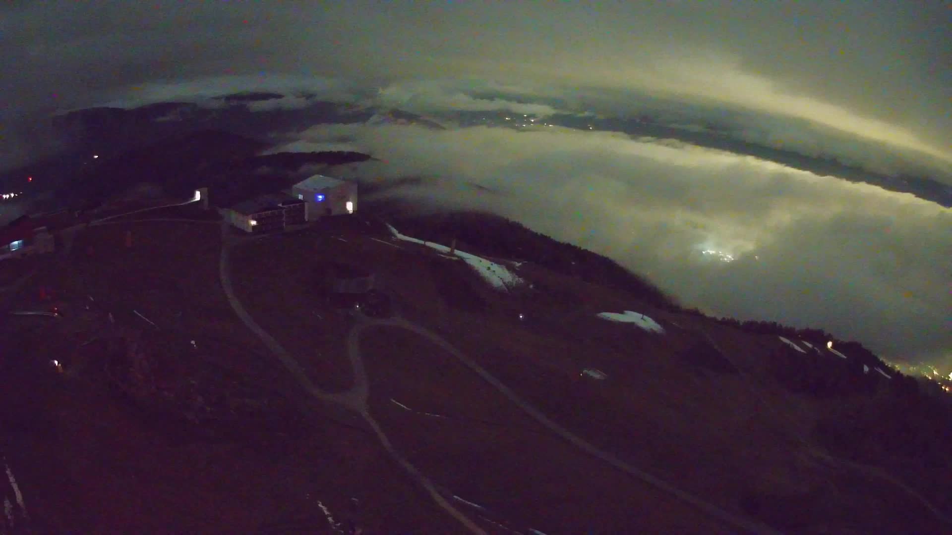 Stazione sciistica di Plan de Corones | vista su Brunico