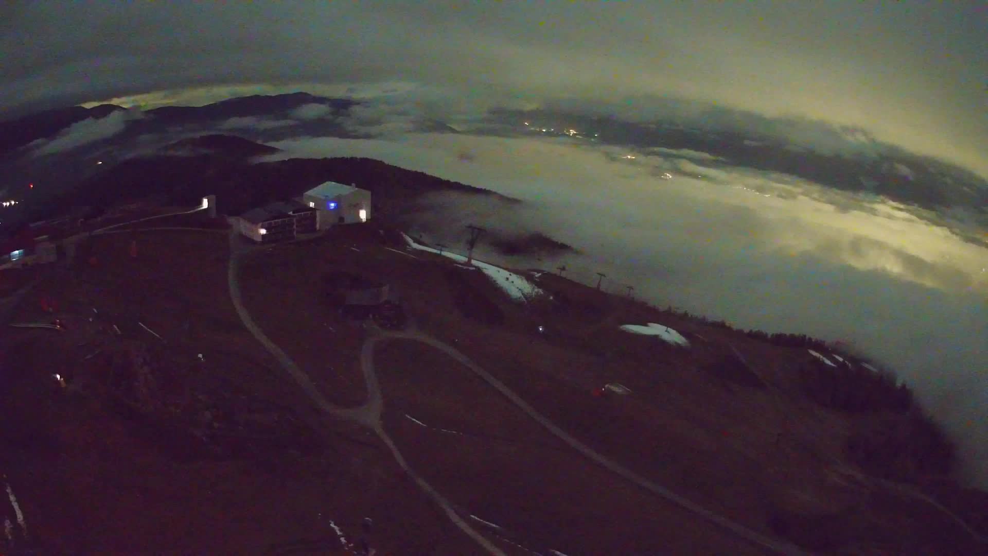 Skigebiet Kronplatz Gipfel | Blick auf Bruneck