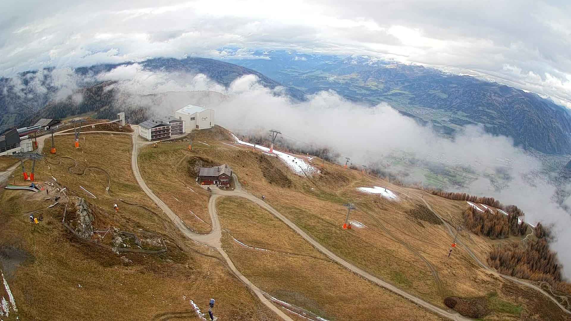 Skigebiet Kronplatz Gipfel | Blick auf Bruneck