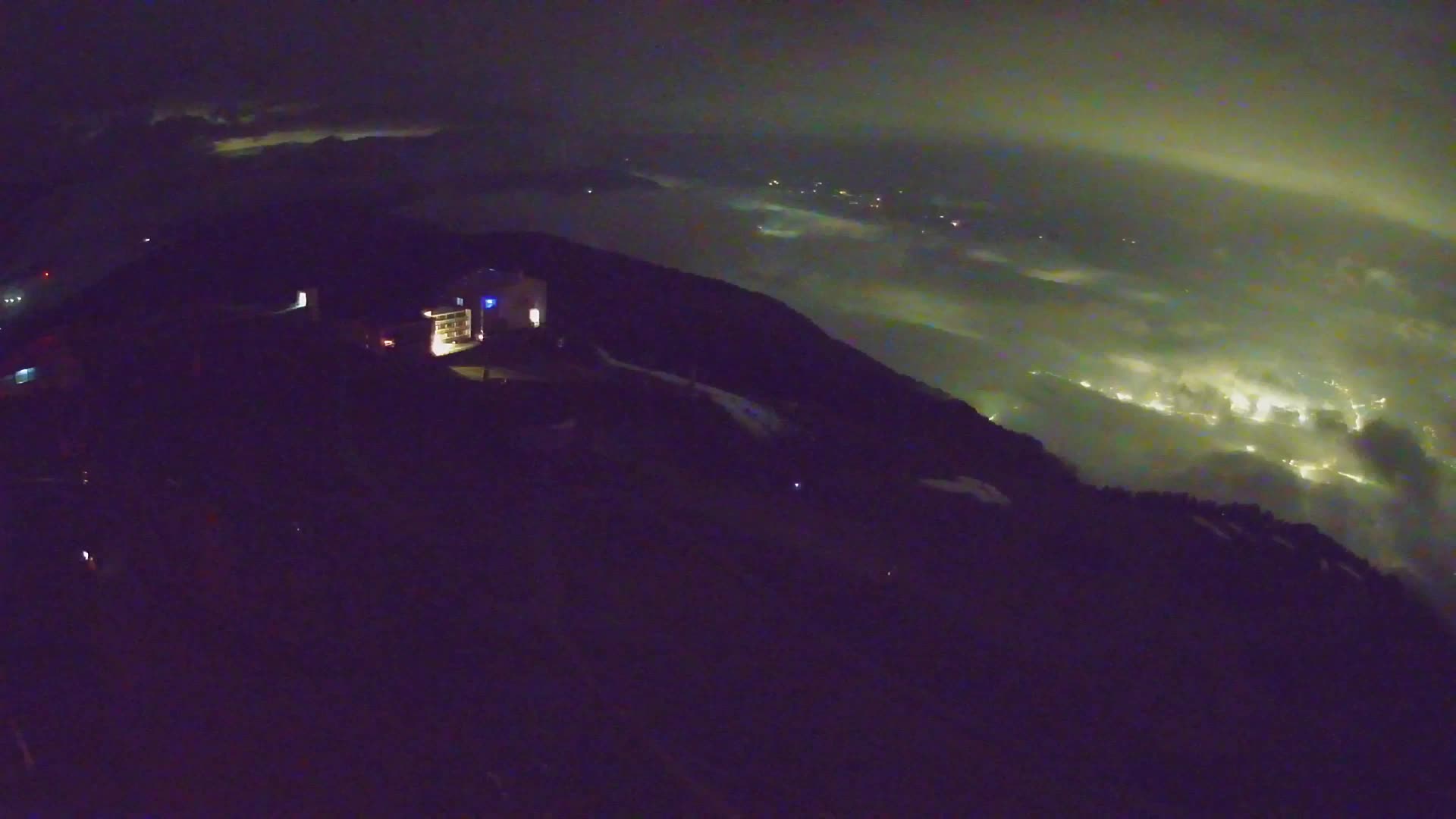 Stazione sciistica di Plan de Corones | vista su Brunico