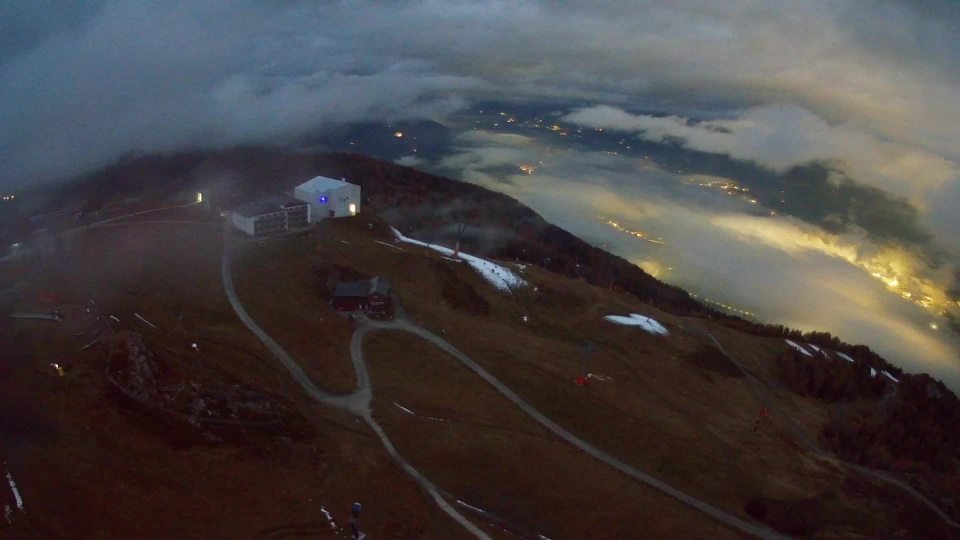 Station de ski Kronplatz sommet | vue sur Brunico