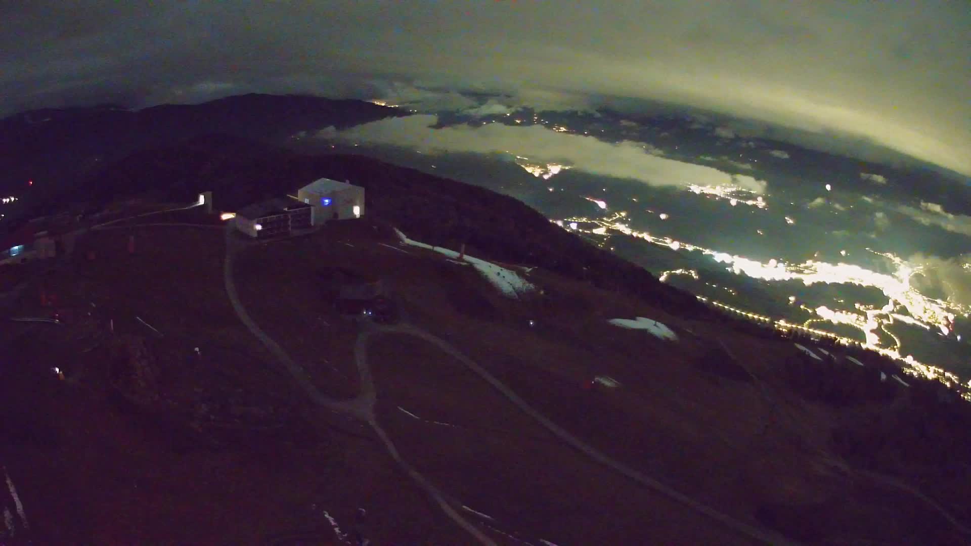 Skigebiet Kronplatz Gipfel | Blick auf Bruneck