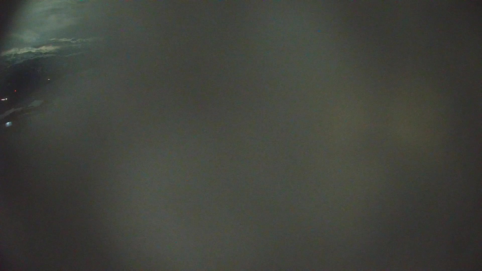 Cima estación de esquí Kronplatz | vista hacia Brunico