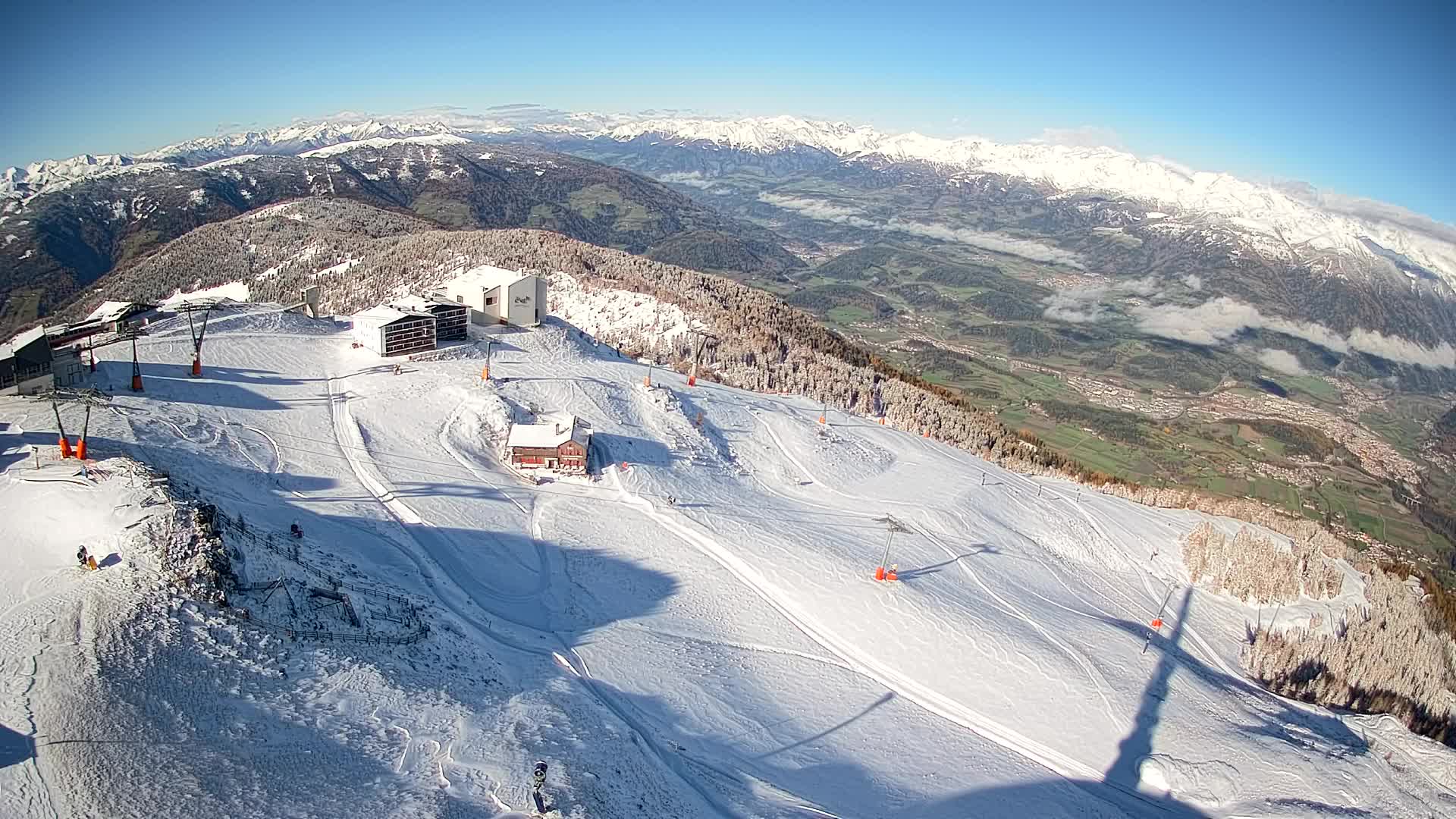 Skigebiet Kronplatz Gipfel | Blick auf Bruneck