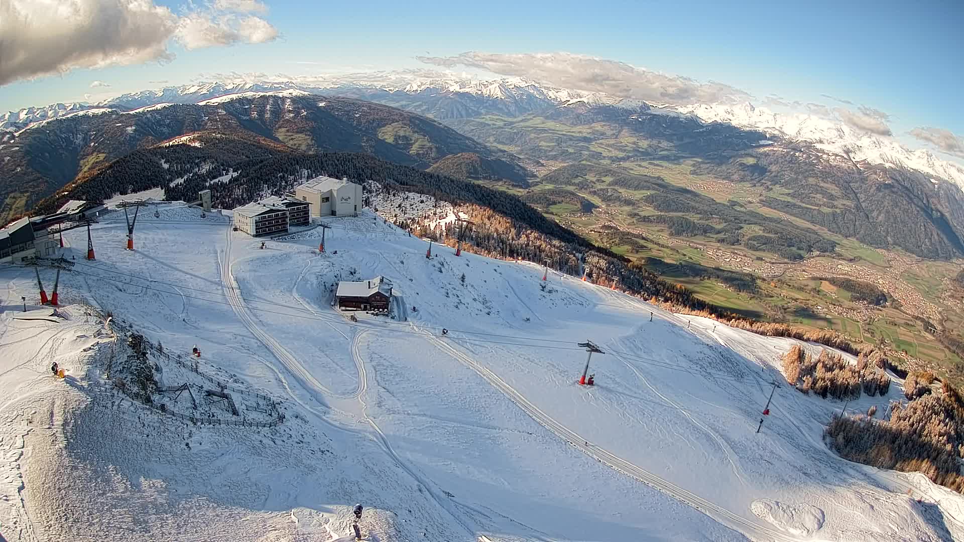 Stazione sciistica di Plan de Corones | vista su Brunico