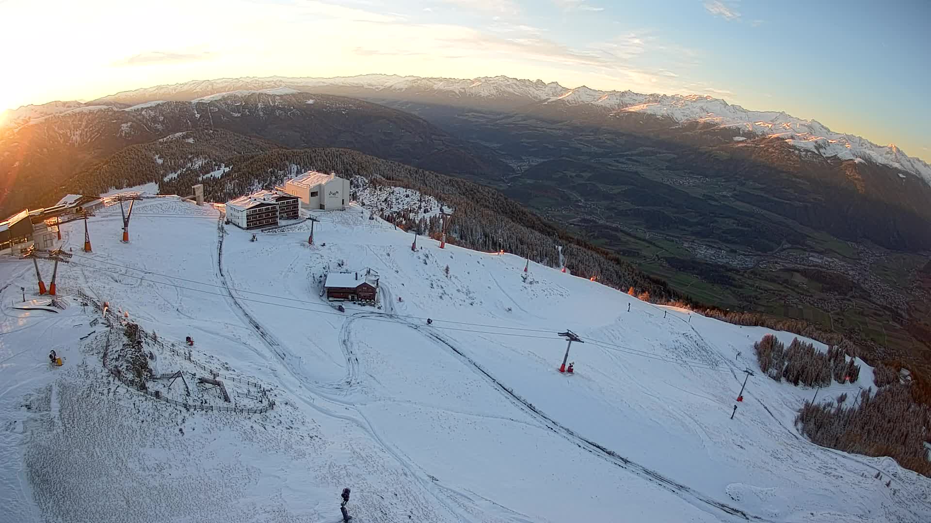 Skigebiet Kronplatz Gipfel | Blick auf Bruneck