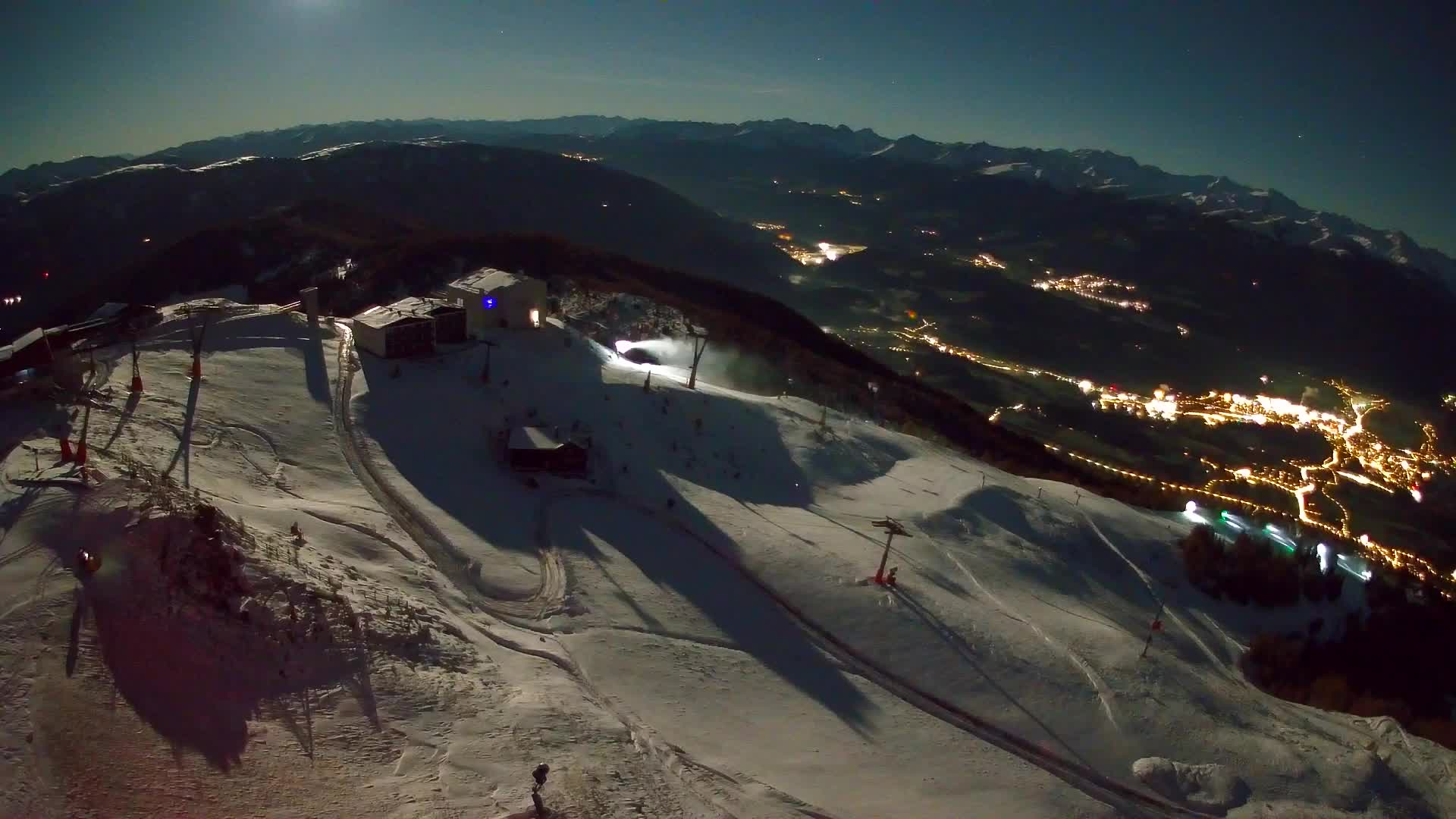 Skigebiet Kronplatz Gipfel | Blick auf Bruneck