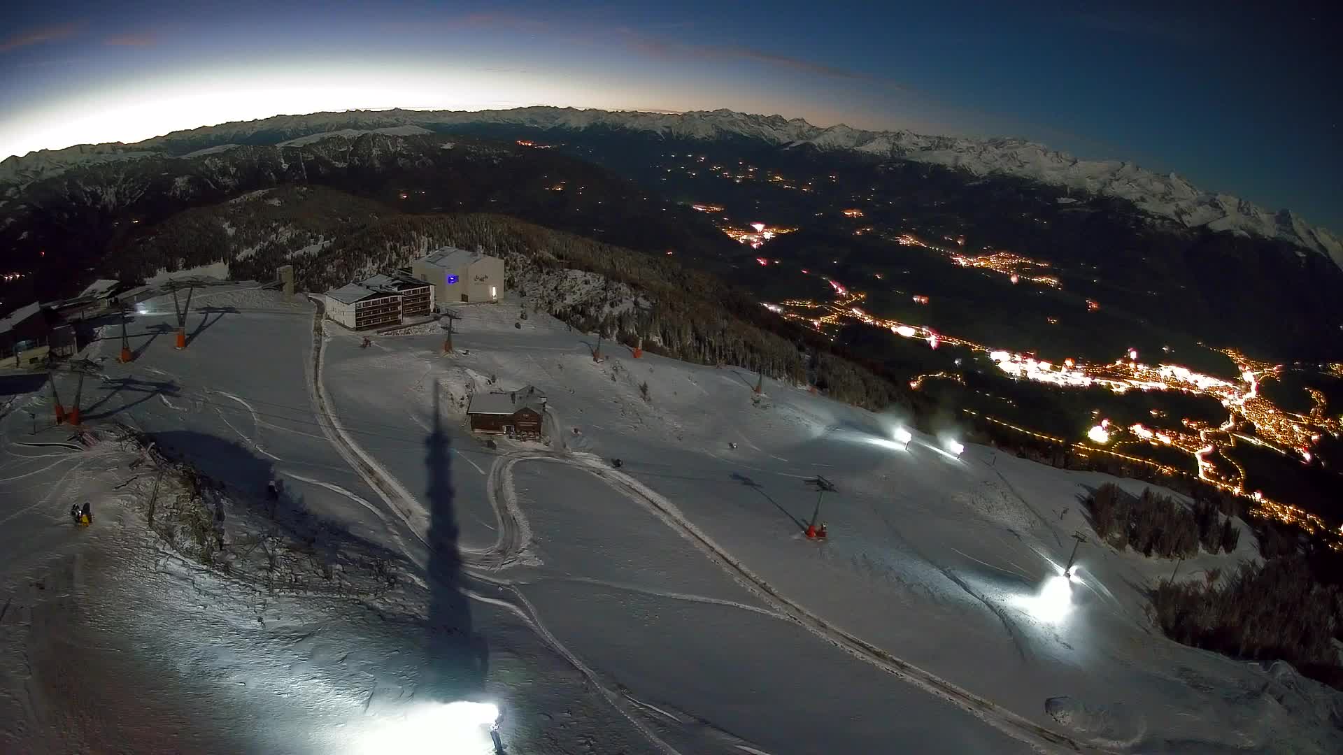Skigebiet Kronplatz Gipfel | Blick auf Bruneck