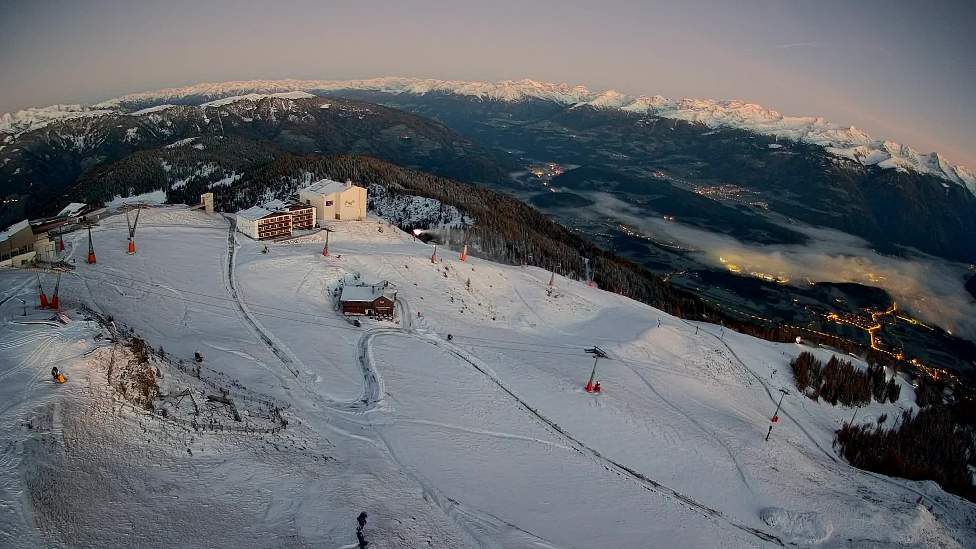 Stazione sciistica di Plan de Corones | vista su Brunico