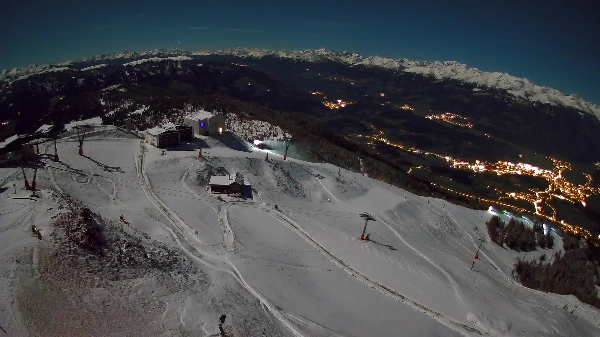 Kronplatz peak Ski resort | view to Bruneck