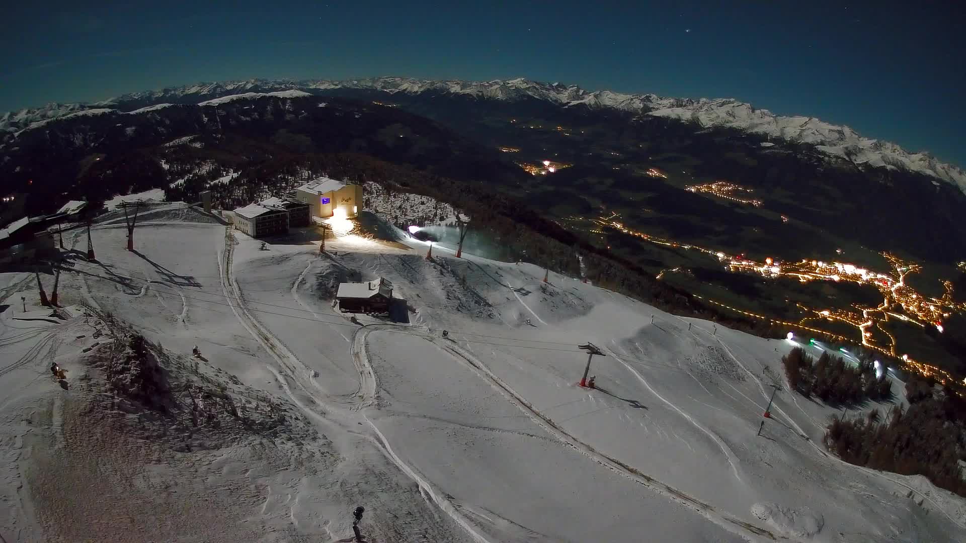 Skigebiet Kronplatz Gipfel | Blick auf Bruneck