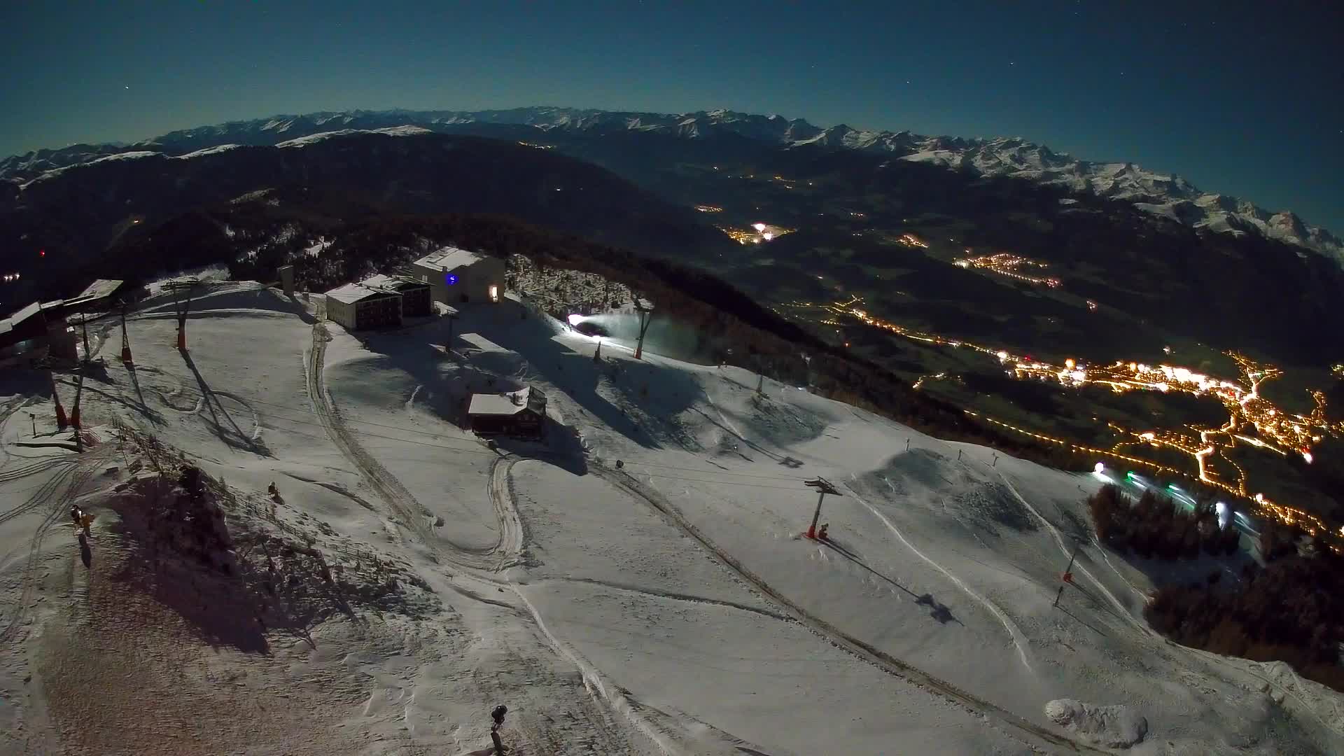 Skigebiet Kronplatz Gipfel | Blick auf Bruneck