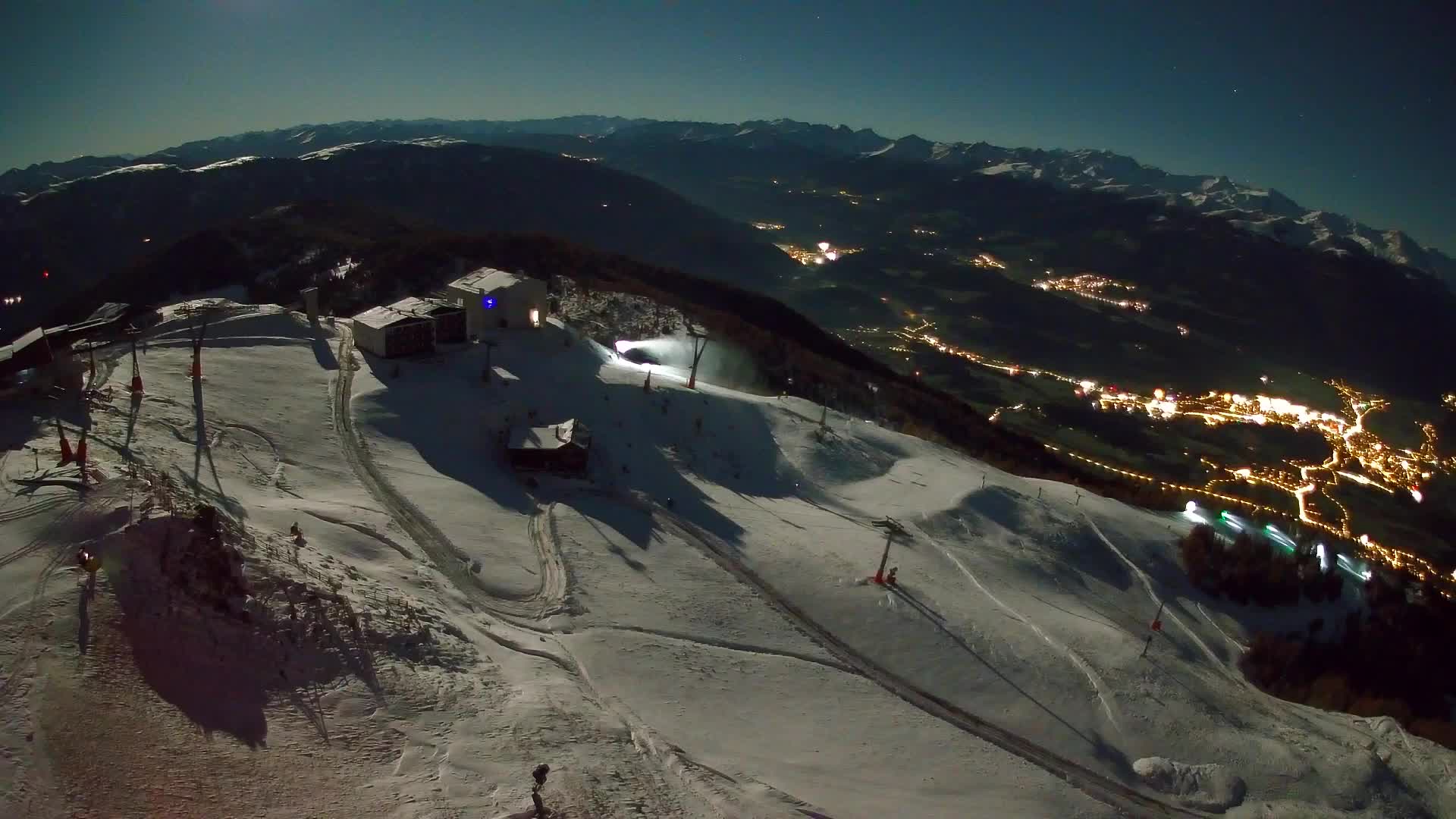 Skigebiet Kronplatz Gipfel | Blick auf Bruneck