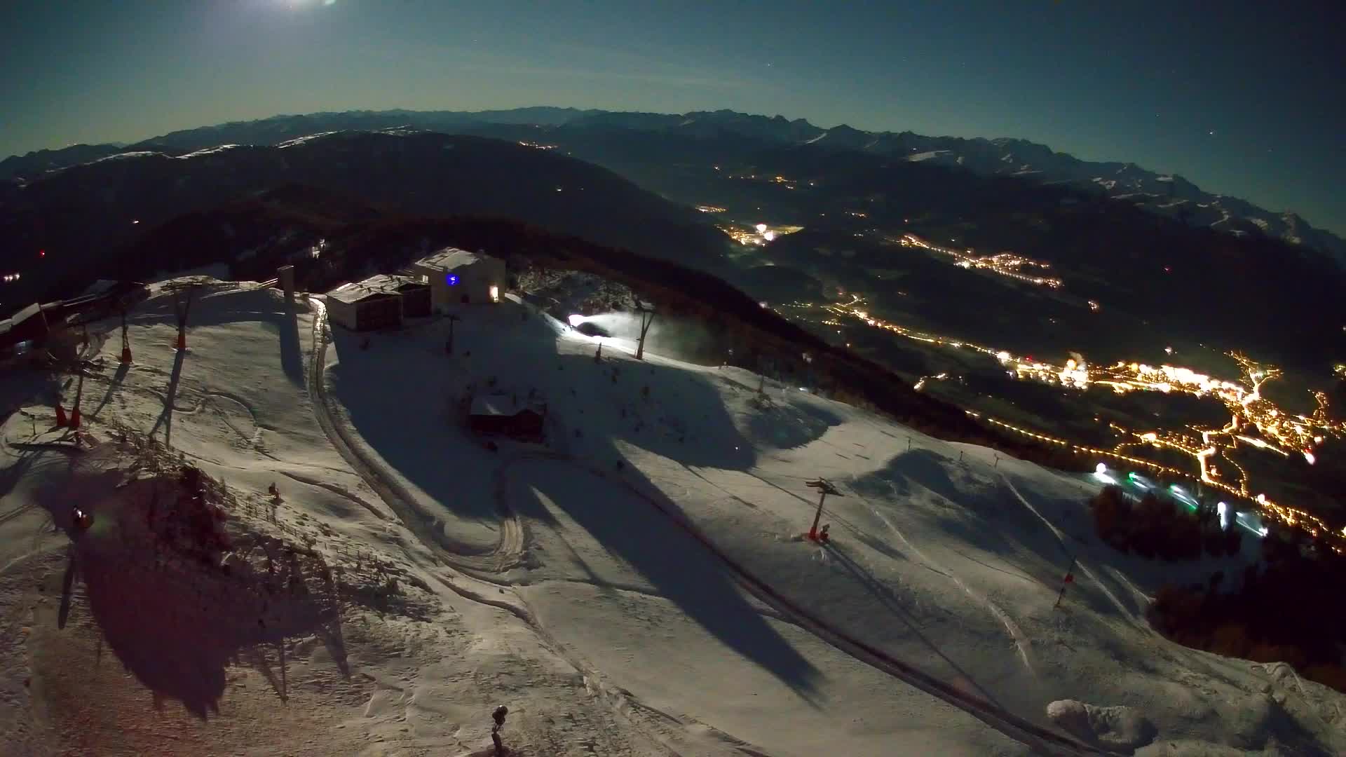 Kronplatz peak Ski resort | view to Bruneck