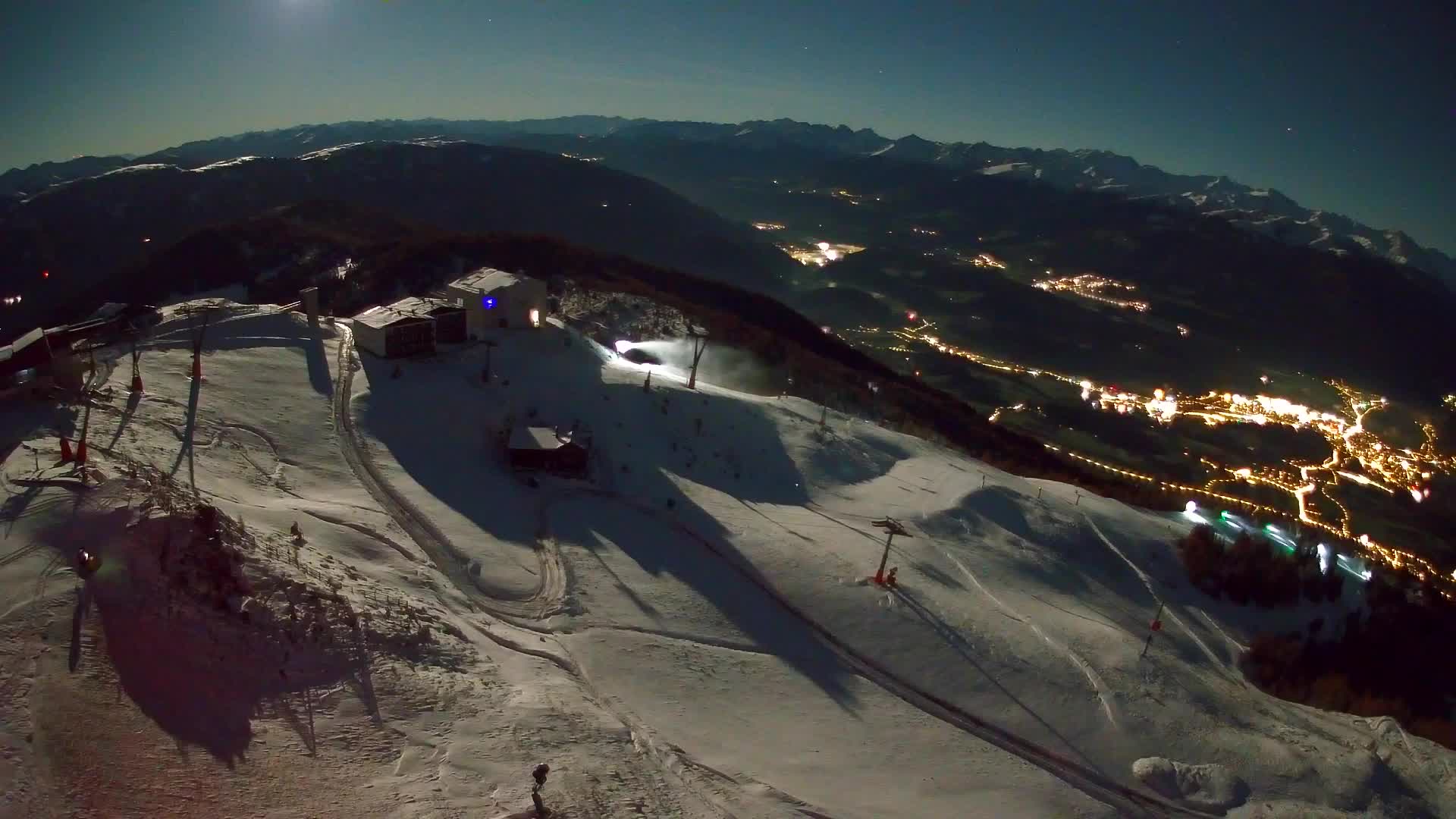 Kronplatz peak Ski resort | view to Bruneck