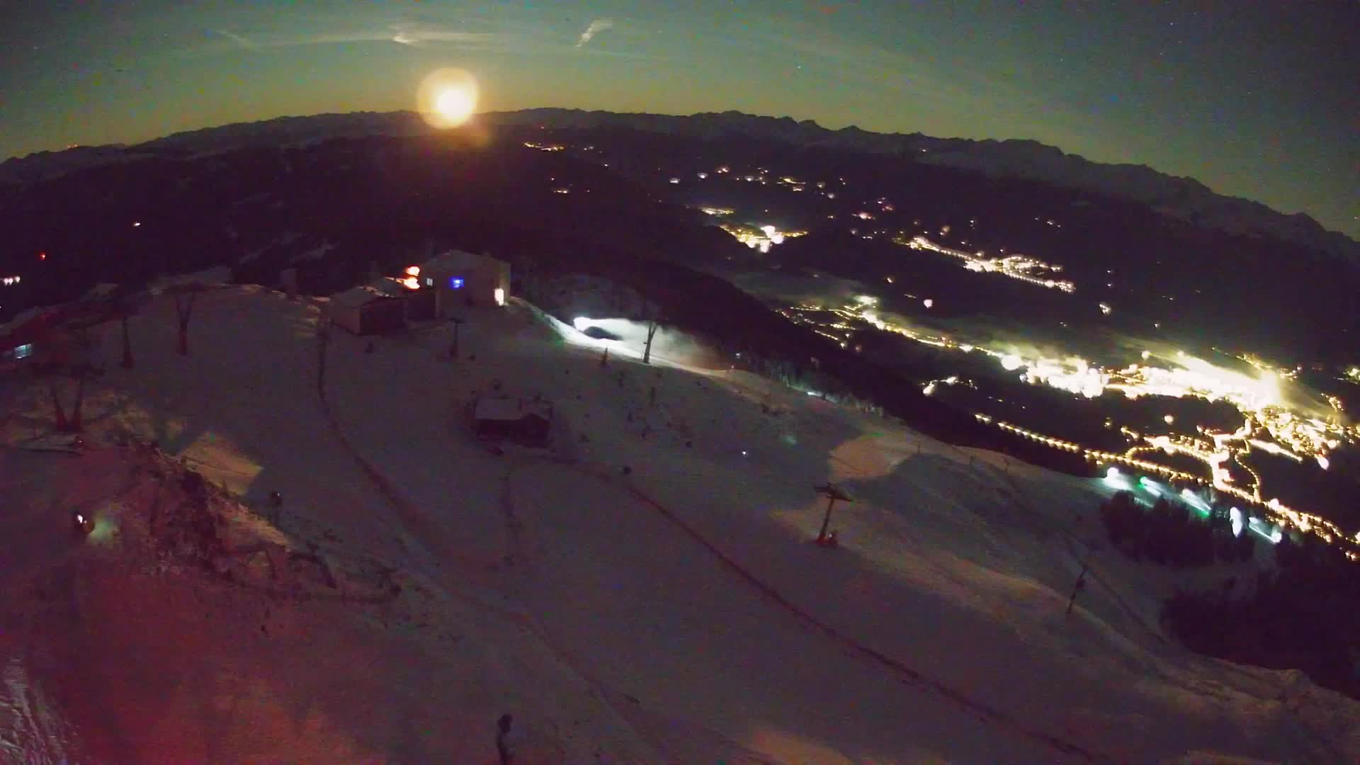 Skigebiet Kronplatz Gipfel | Blick auf Bruneck