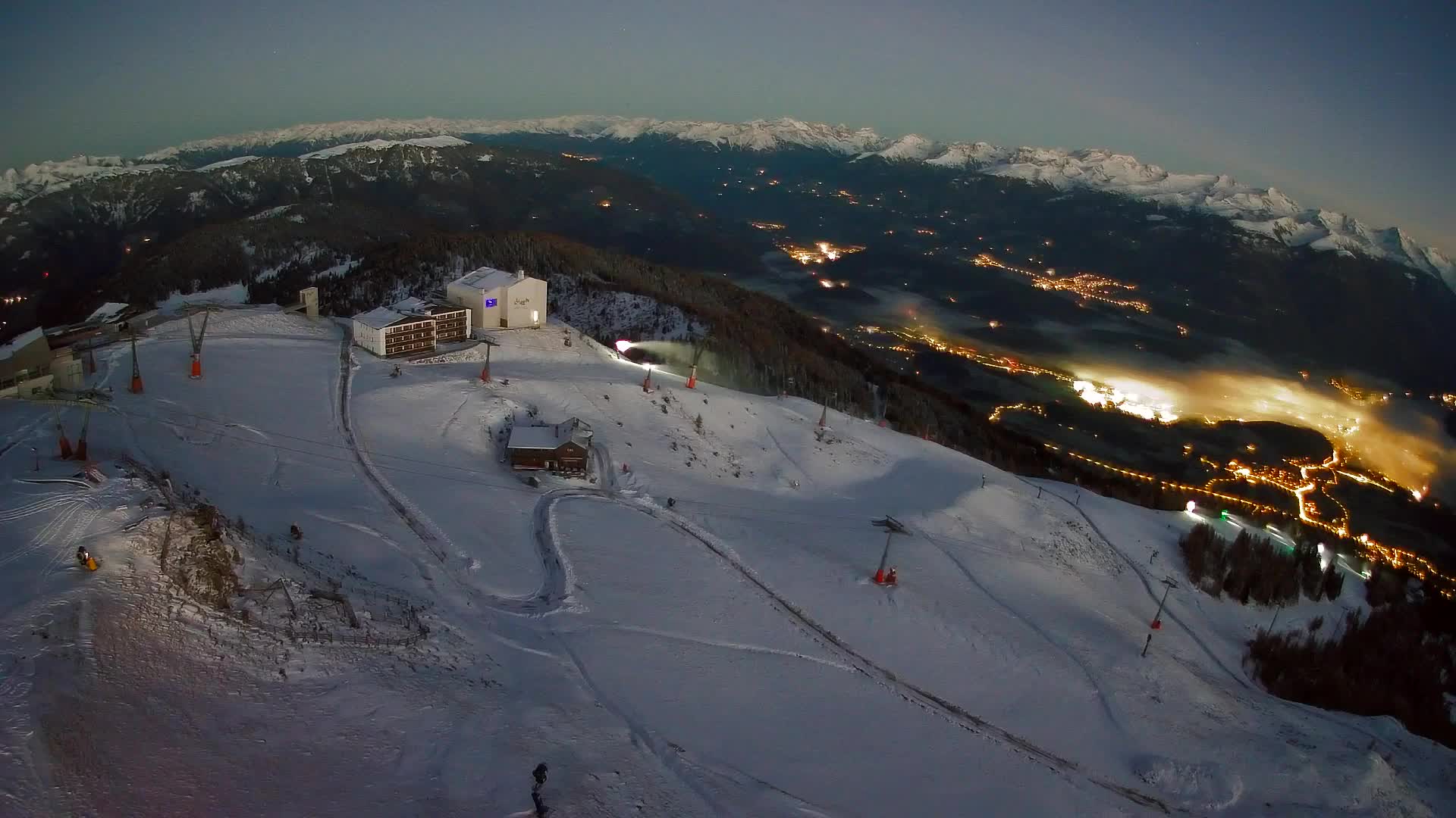 Station de ski Kronplatz sommet | vue sur Brunico