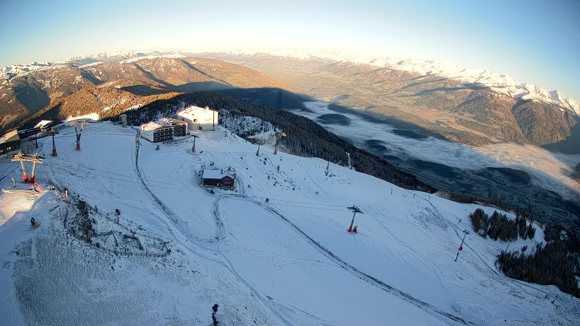 Skigebiet Kronplatz Gipfel | Blick auf Bruneck