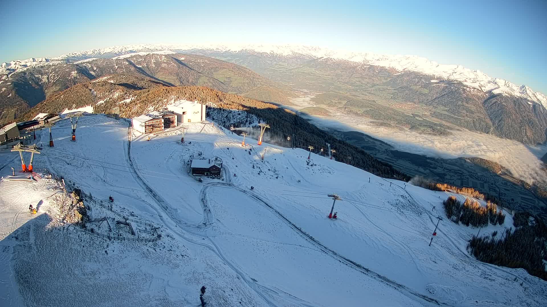 Station de ski Kronplatz sommet | vue sur Brunico