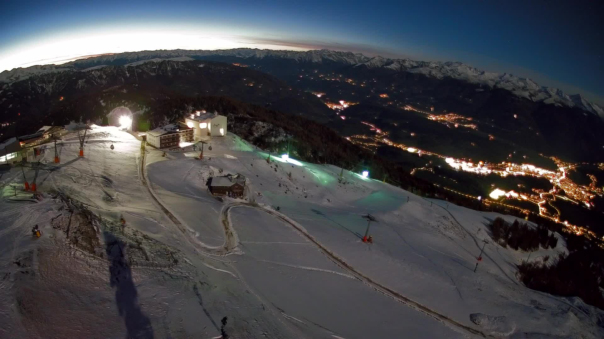 Station de ski Kronplatz sommet | vue sur Brunico