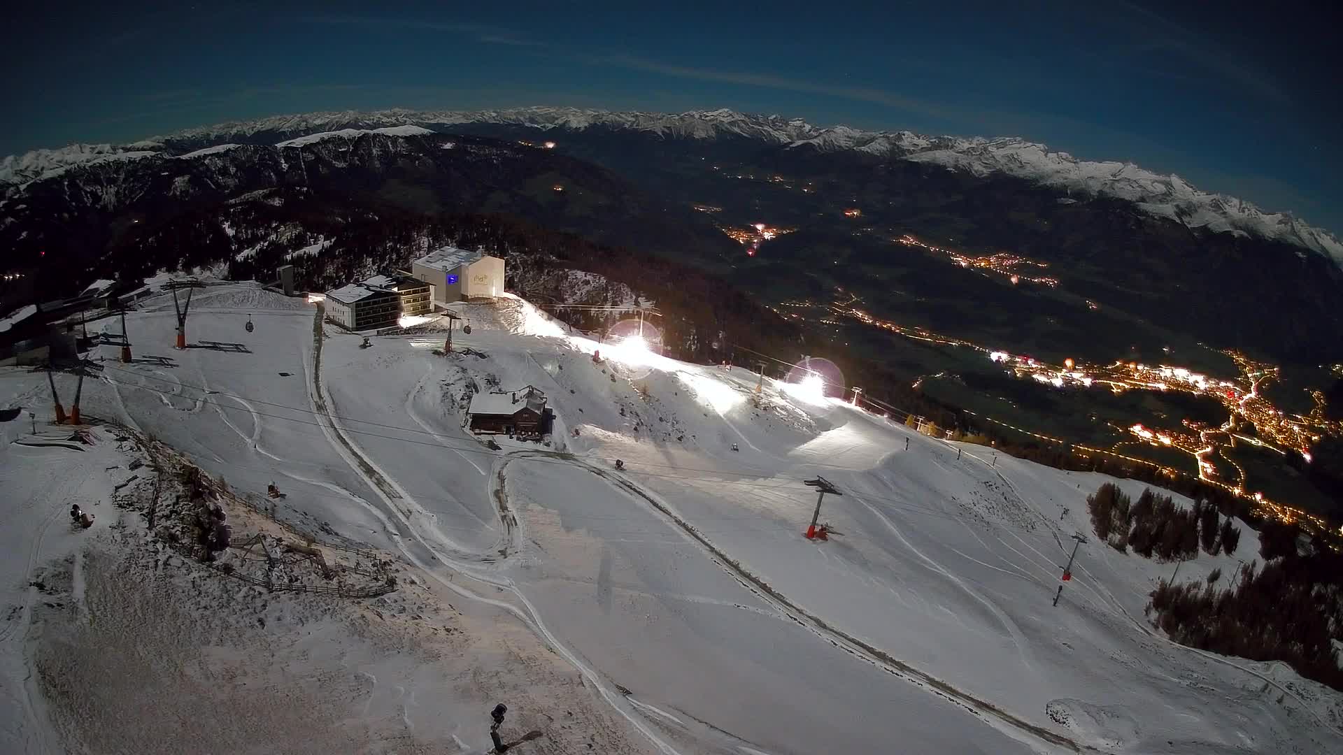 Station de ski Kronplatz sommet | vue sur Brunico
