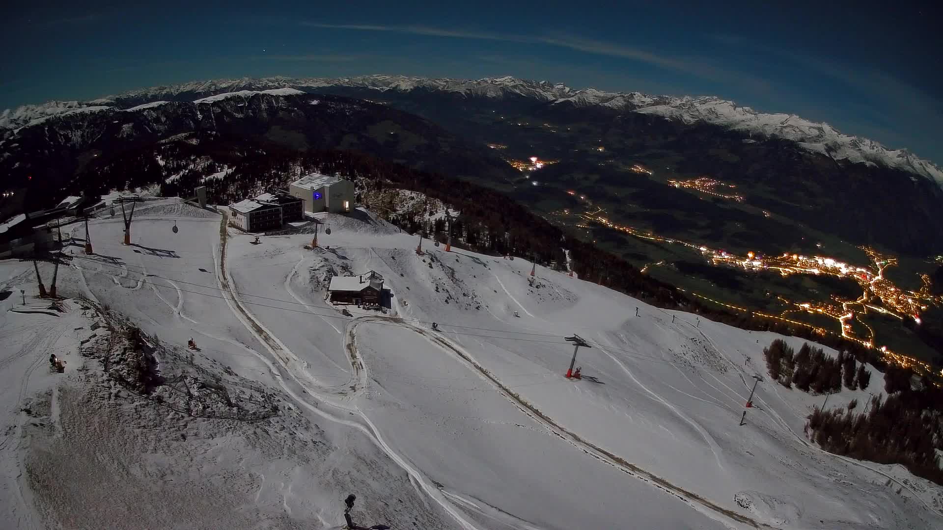Skigebiet Kronplatz Gipfel | Blick auf Bruneck