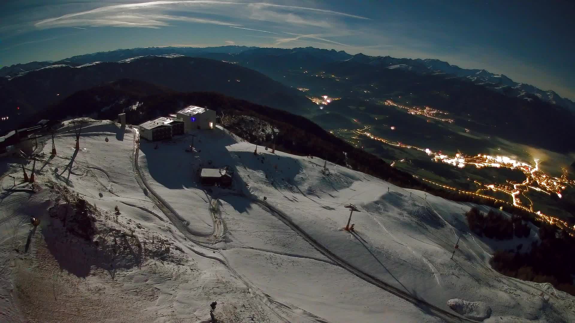 Stazione sciistica di Plan de Corones | vista su Brunico