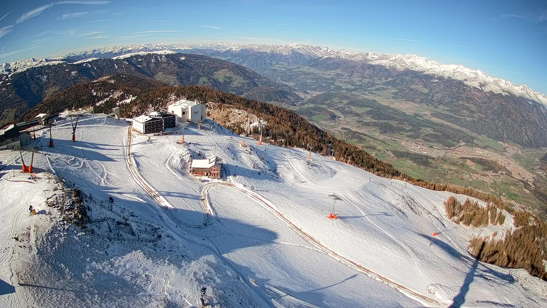 Skigebiet Kronplatz Gipfel | Blick auf Bruneck