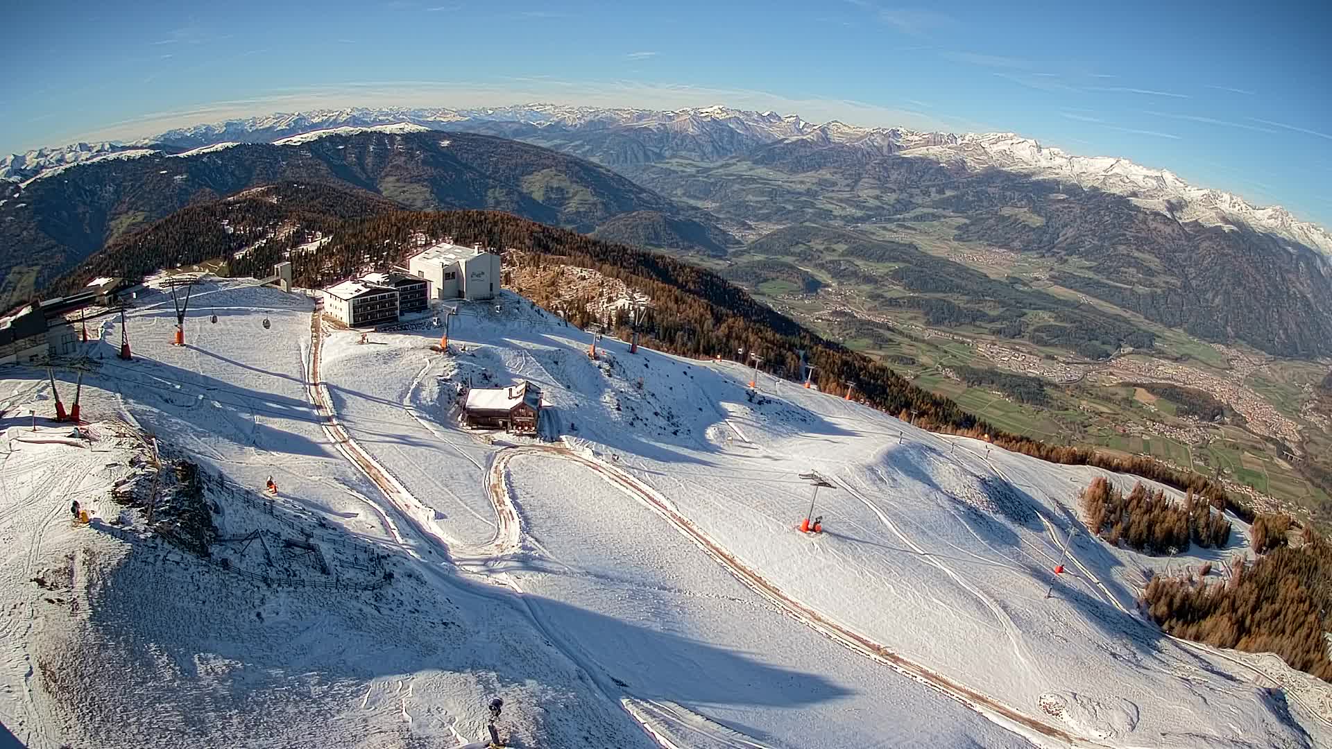 Skigebiet Kronplatz Gipfel | Blick auf Bruneck