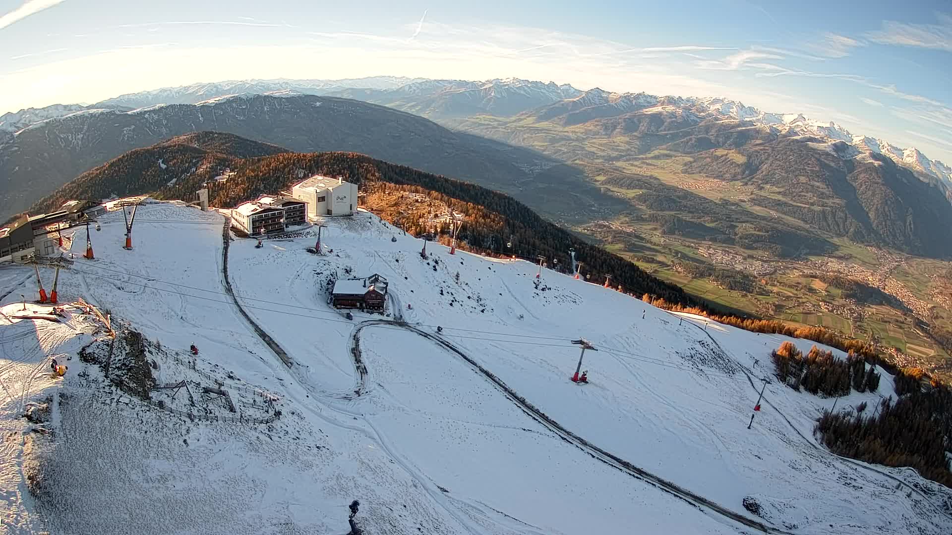 Skigebiet Kronplatz Gipfel | Blick auf Bruneck