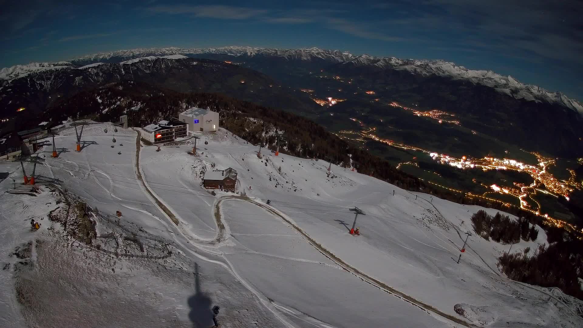 Skigebiet Kronplatz Gipfel | Blick auf Bruneck