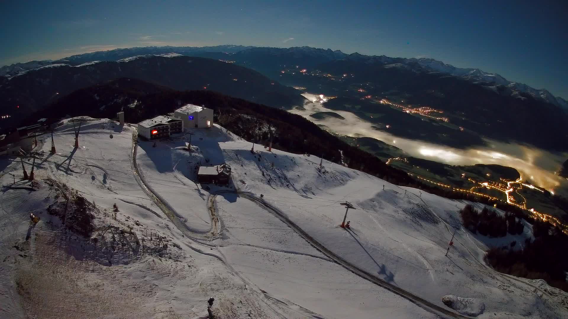 Skigebiet Kronplatz Gipfel | Blick auf Bruneck