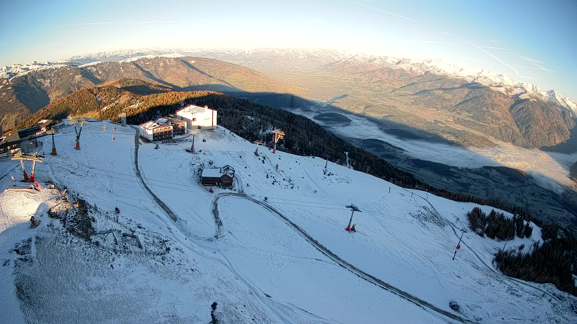 Skigebiet Kronplatz Gipfel | Blick auf Bruneck