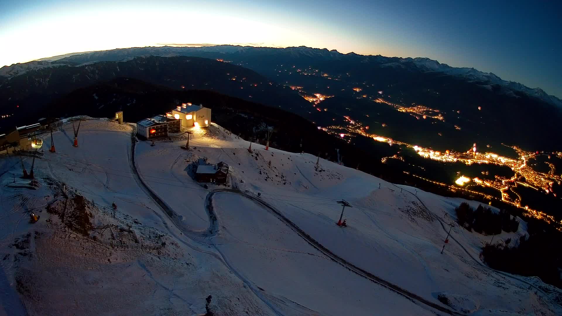 Station de ski Kronplatz sommet | vue sur Brunico